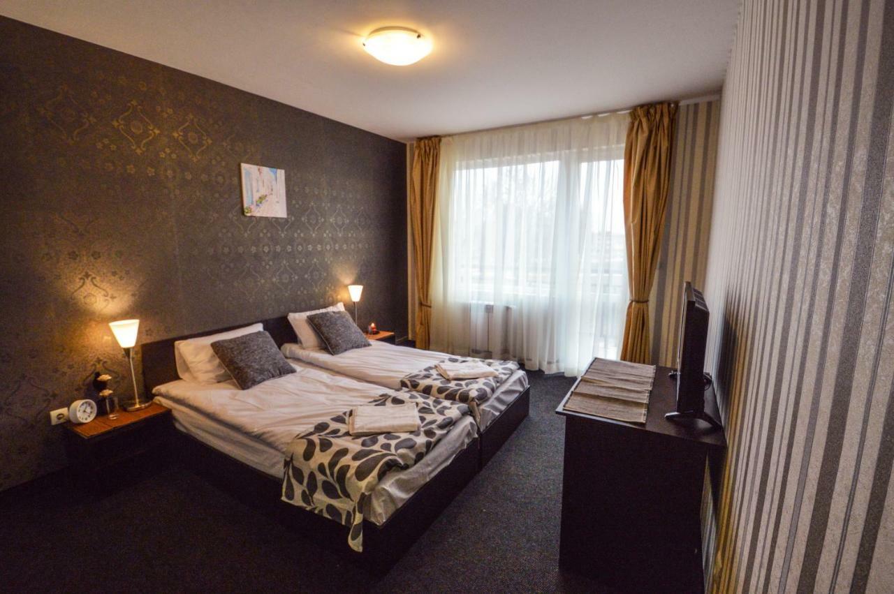 Elite Spetema Hotel Bozhurishte Buitenkant foto