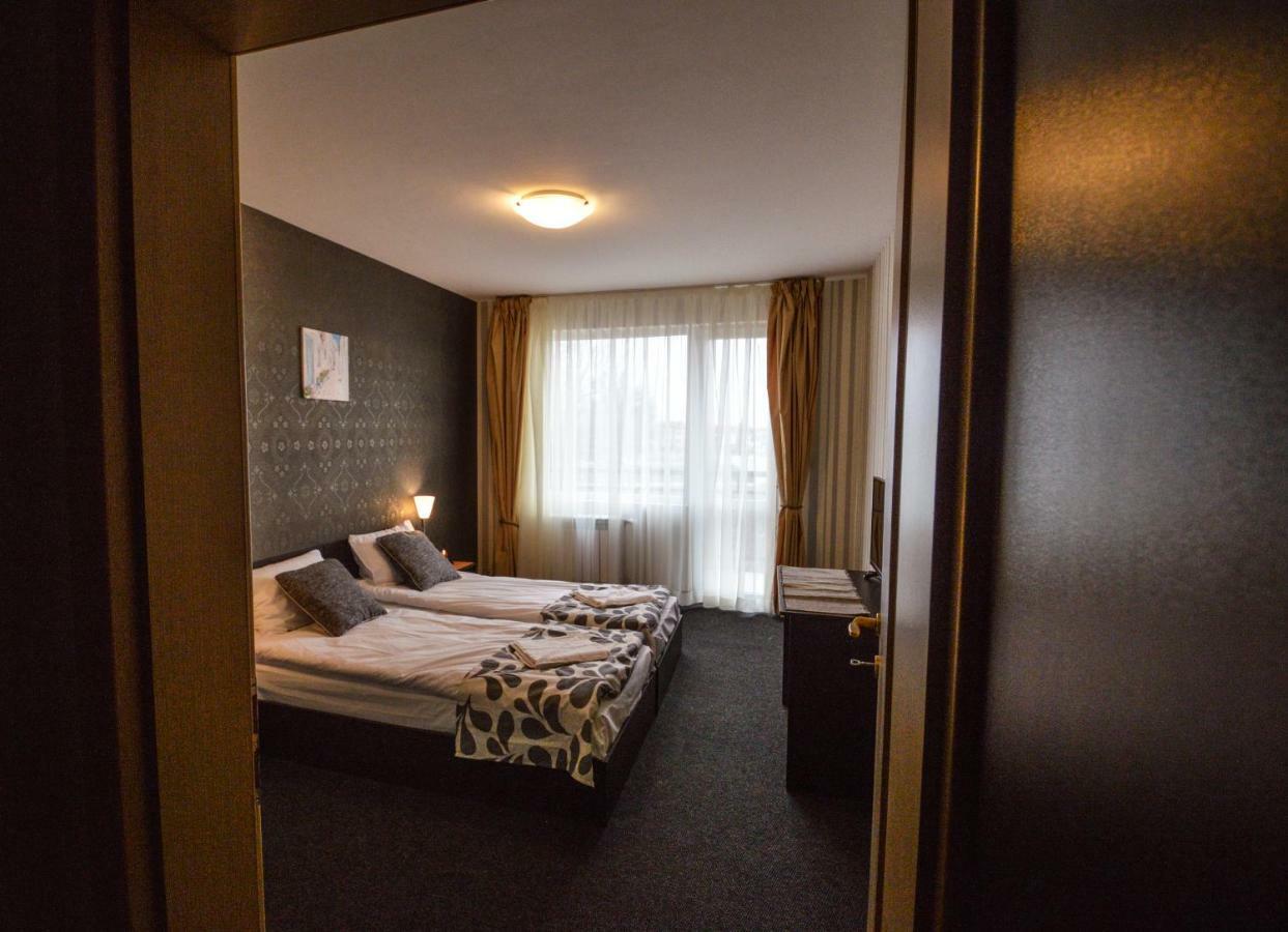 Elite Spetema Hotel Bozhurishte Buitenkant foto